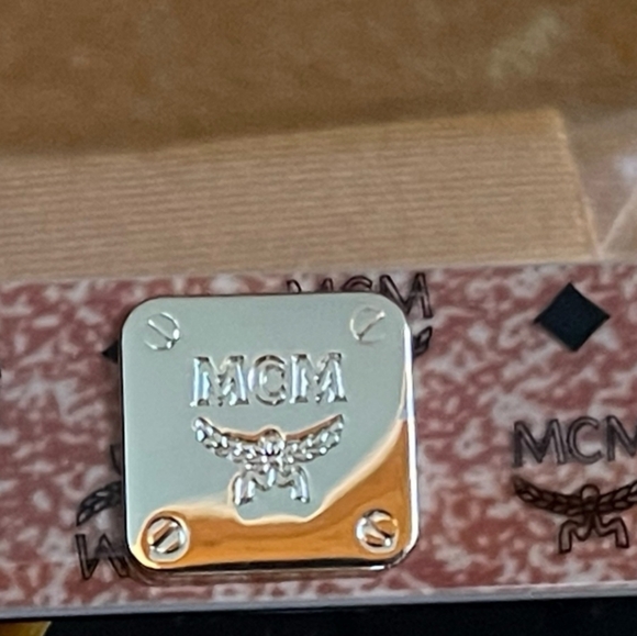 NEW MCM 57mm Round Sunglasses BNWT - Picture 5 of 7